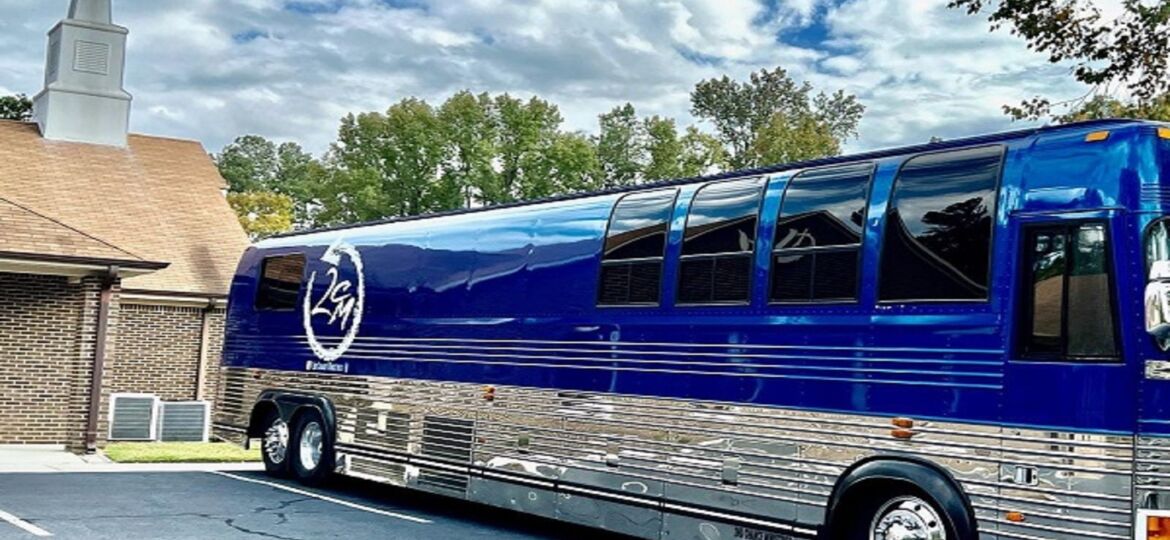 tour bus rentals